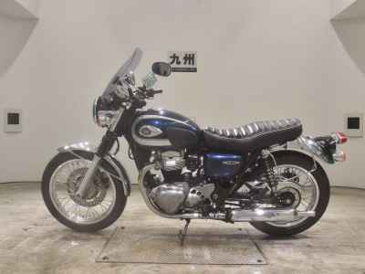 Kawasaki W800 2021