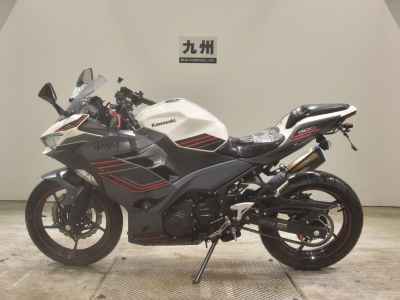 Kawasaki Ninja 400 2024