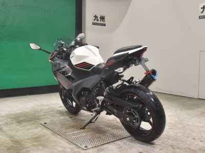 Kawasaki Ninja 400 2024