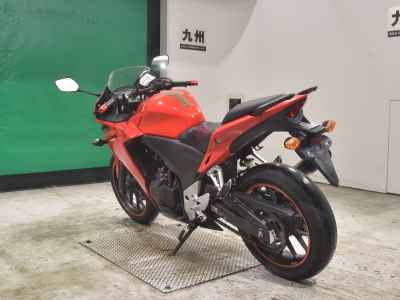 Honda CBR400R 2013