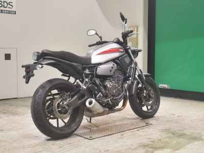 Yamaha XSR700 2022