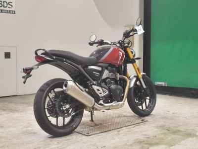 Triumph Speed 400 2024