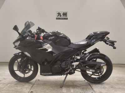 Kawasaki Ninja 400 2018