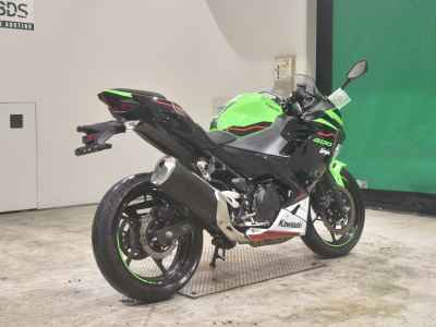 Kawasaki Ninja 400 2022