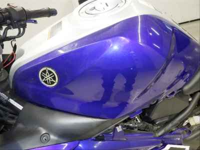 Yamaha YZF-R25 2015