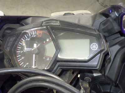 Yamaha YZF-R25 2015