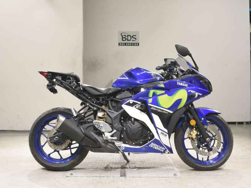 Yamaha YZF-R25 2015