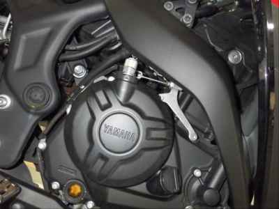 Yamaha YZF-R25 2018