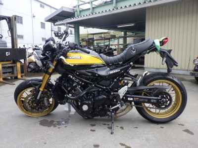 Kawasaki Z900RS SE 2023