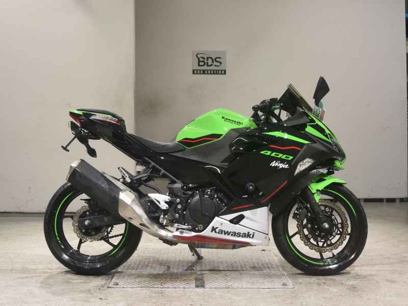 Kawasaki Ninja 400 2025