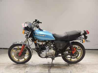 Kawasaki Z400 1977