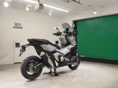 Honda X-Adv 750 2024