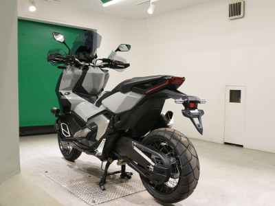 Honda X-Adv 750 2024