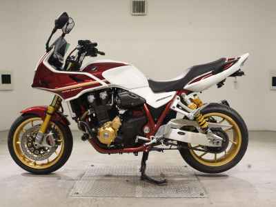 Honda CB1300 Super Boldor 2023