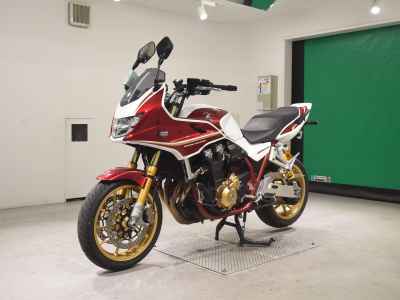 Honda CB1300 Super Boldor 2023