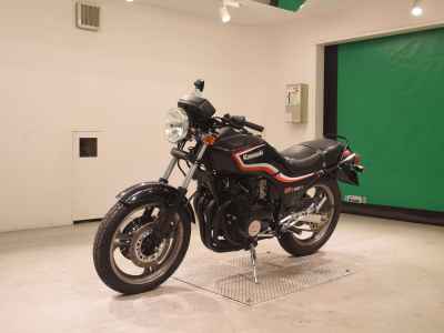 Kawasaki GPZ400F 1986