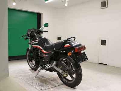 Kawasaki GPZ400F 1986