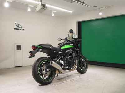 Kawasaki Z900RS Cafe 2024