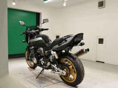 Kawasaki ZRX1100 2001