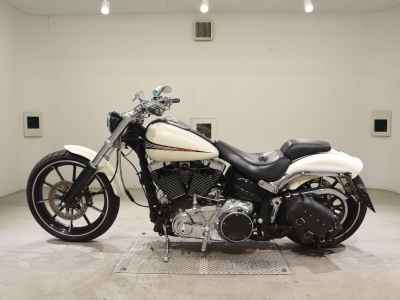 Harley-Davidson Breakout FXSB1580 2014