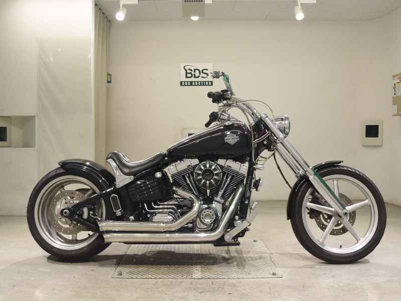Harley-Davidson Rocker C FXCWC1580 2011