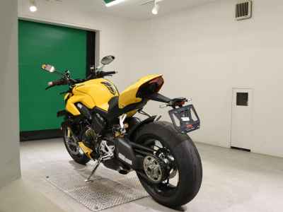 Ducati Streetfighter V4S 2022