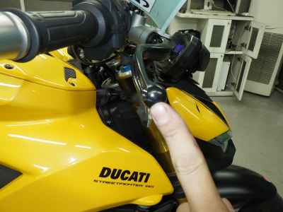 Ducati Streetfighter V4S 2022
