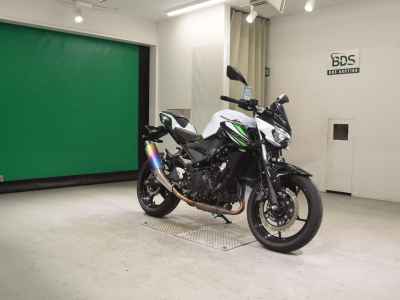 Kawasaki Z400 2019
