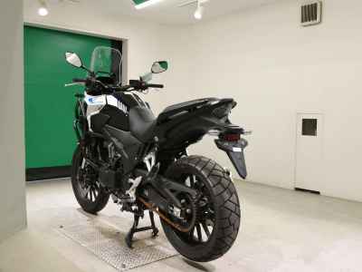 Honda CB400X 2023