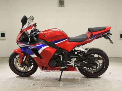 Honda CBR600RR 2024