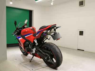 Honda CBR600RR 2024