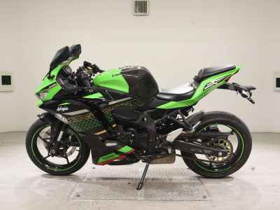 Kawasaki Ninja ZX-25R 2021