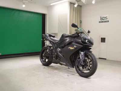 Yamaha YZF-R1 2011
