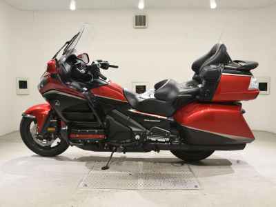 Honda GL1800 Gold Wing SE 2015