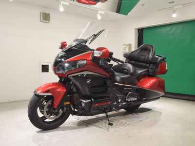 Honda GL1800 Gold Wing SE 2015