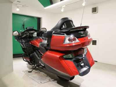 Honda GL1800 Gold Wing SE 2015