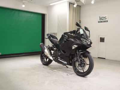 Kawasaki Ninja 400 2018
