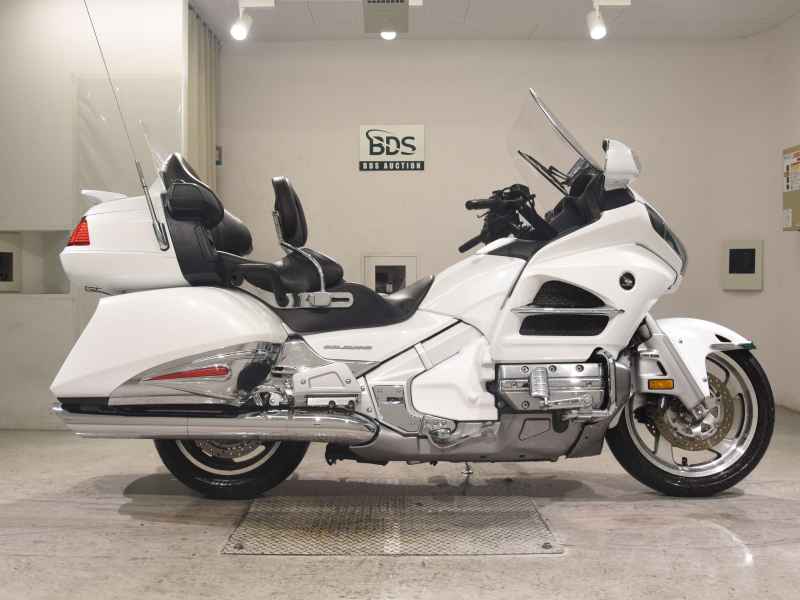 Honda GL1800 Gold Wing 2015