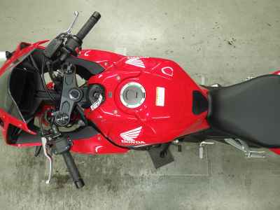 Honda CB650R 2025