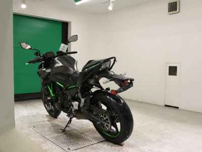Kawasaki Z650 2023