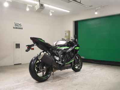 Kawasaki Ninja ZX-6R 2025