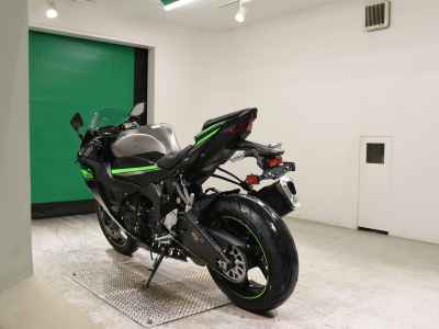 Kawasaki Ninja ZX-6R 2025