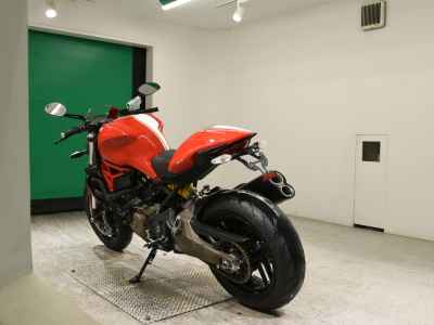 Ducati Monster 821 2015