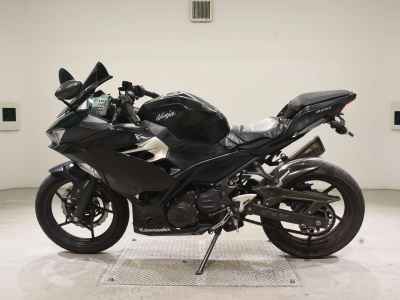 Kawasaki Ninja 400 2018
