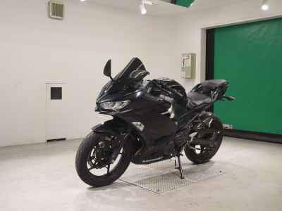 Kawasaki Ninja 400 2018