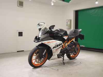 KTM RC 390 2016