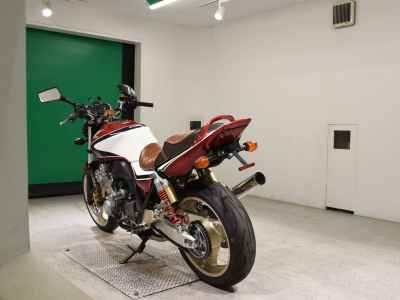 Honda CB400SFV 2008