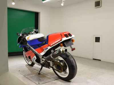 Honda VFR750R 1988