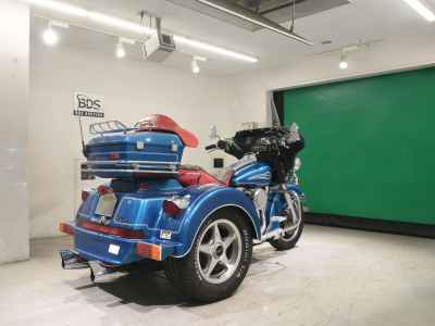 Harley-Davidson FLHTC1340 Trike 2000