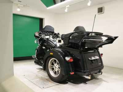Harley-Davidson Electra Glide FLHTCU103 Trike 2015